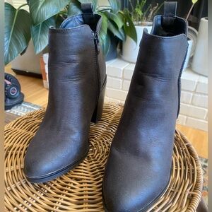 MIA Vera Ankle Boots